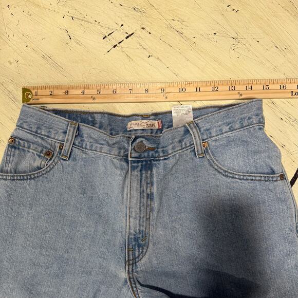 Levi’s 550 Women’s Jean Shorts size 12  Summer Beach Spring Denim - Picture 5 of 5